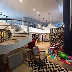 Flat Moderno, 2 Quartos Dentro De Hotel Famoso